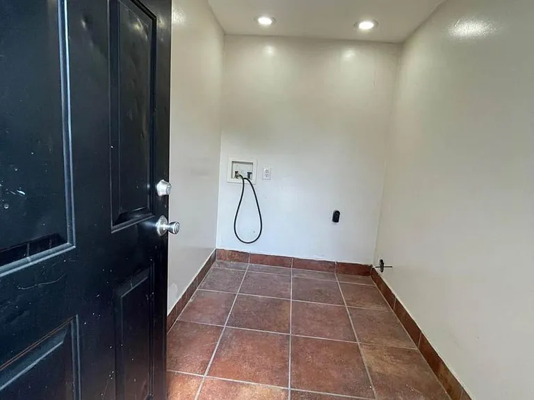 2607 Adams Ave #2 — Photo 15