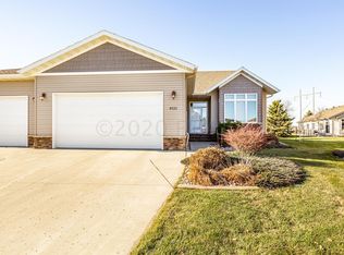 4321 Coventry Dr S, Fargo, ND 58104