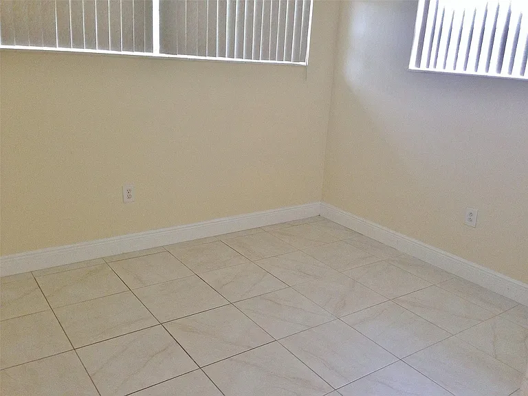 7510 NW 23rd St — Photo 7