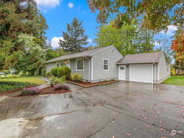 7707 28th Street W, University Place, WA 98466