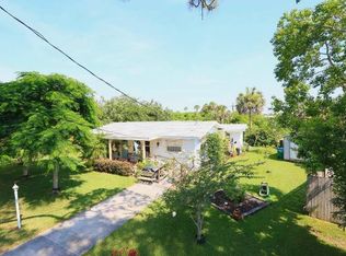 4910 Cooke Ave, Grant Valkaria, FL 32949