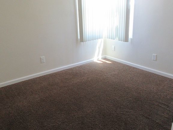 4th image of 3769 47th St #3771