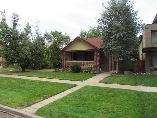 3428 N Newton St — Photo 1