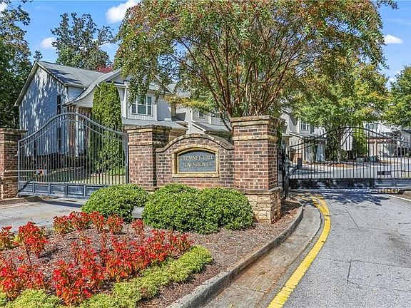 2nd image of 477 Wingsfield Ct