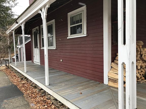 Farmers Porch