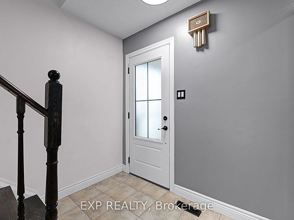 4th image of 45 Sandmere Ave