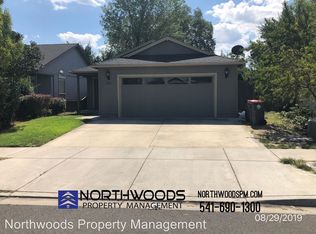831 Halvorsen St, Medford, OR 97501