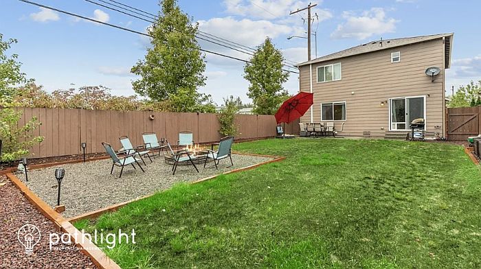 2nd image of 2202 193rd St E