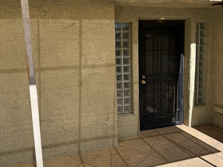 8238 E Thomas Rd — Photo 9