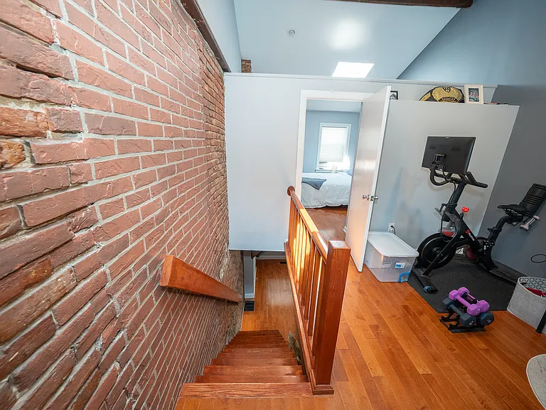 236 Wilder St — Photo 15