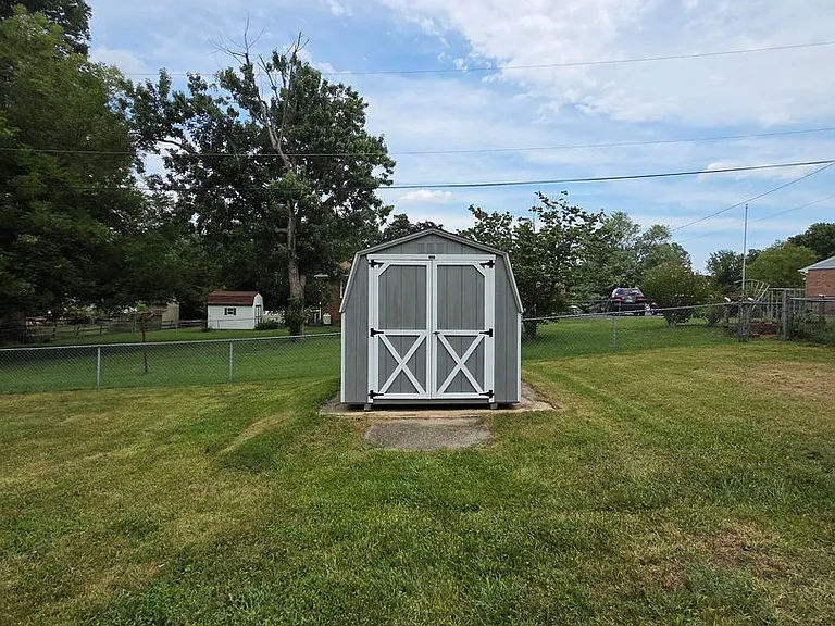 2209 Courthouse Rd — Photo 19