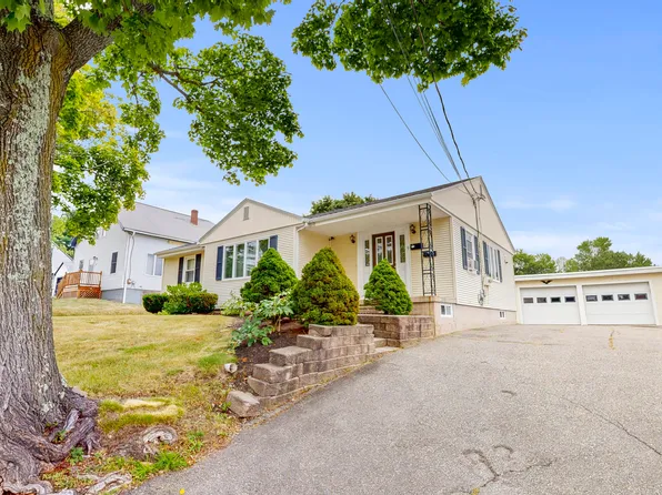 9 Scribner Boulevard, Lewiston, ME 04240