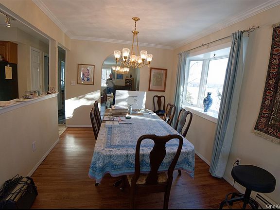 5th image of 215 Lakeside Trail