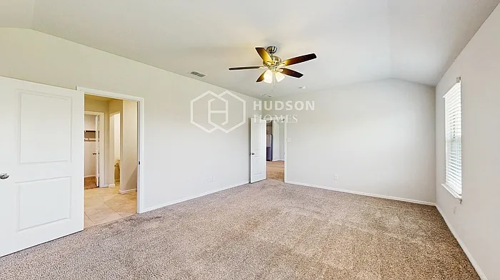 804 Loomis Trl — Photo 14