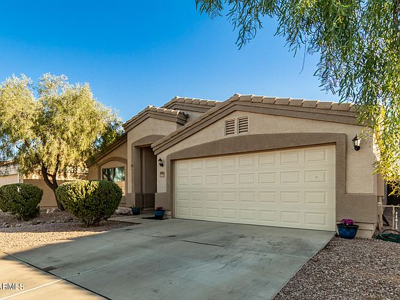 3rd image of 1783 E Bishop Pl
