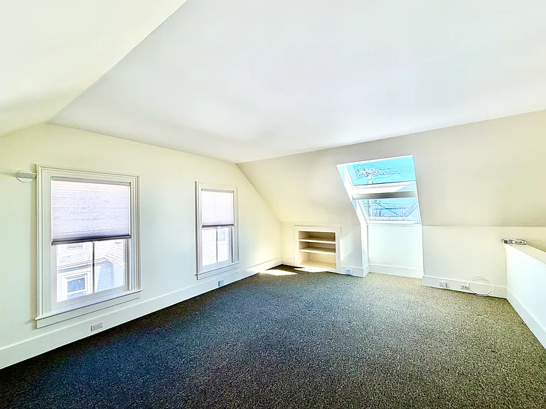 200 Main St #202 — Photo 31