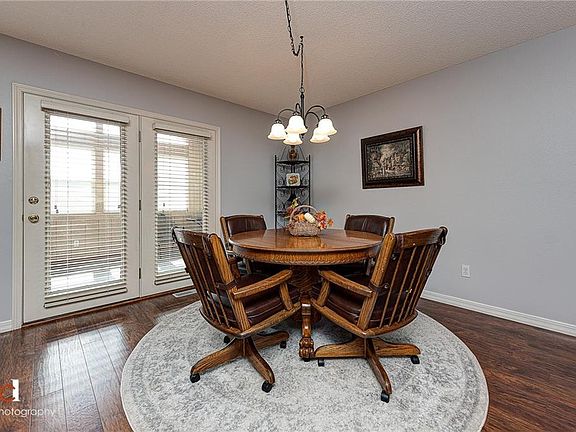 5th image of 5 Wesmere Ln
