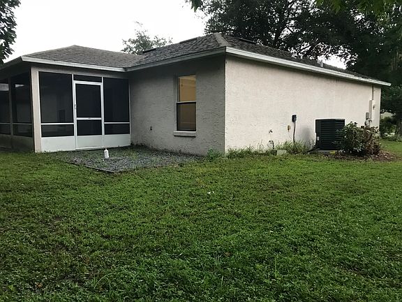 5th image of 1304 E Benton Lake Dr