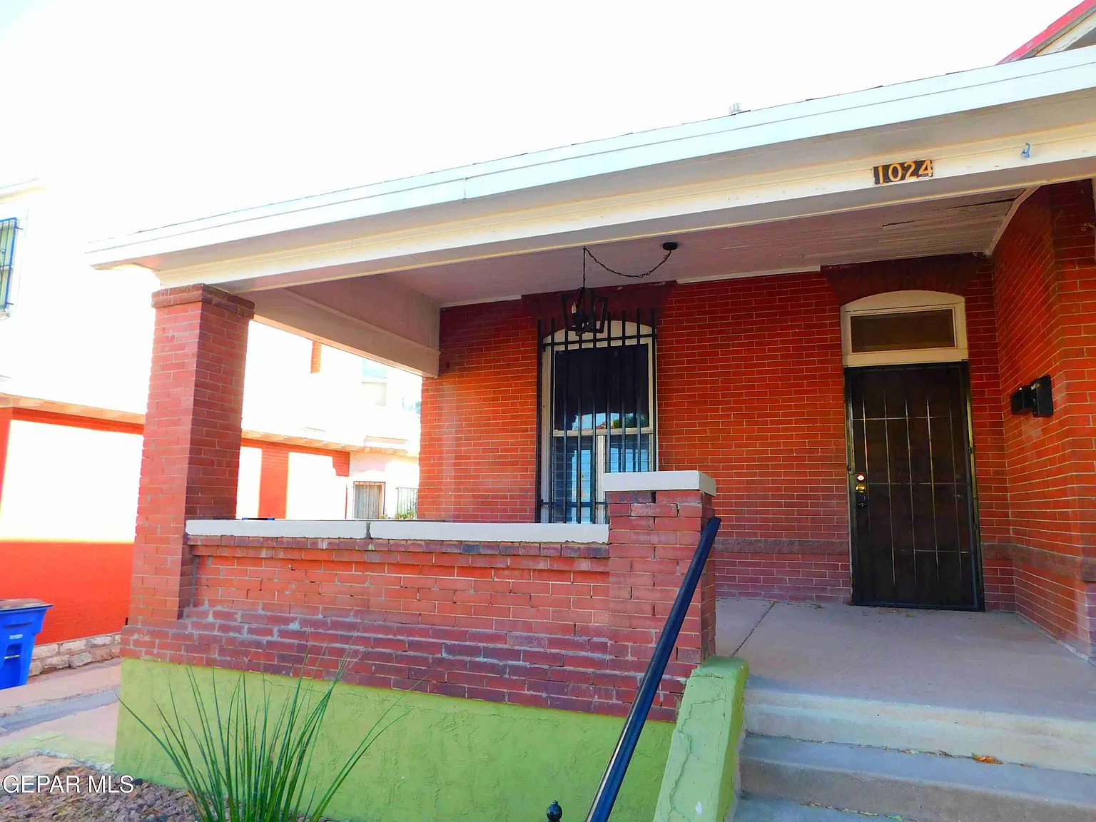 3 bed, 2.0 bath, 1396 sqft, $1,400 — Photo 4