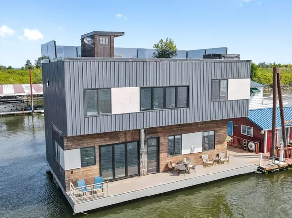 50990 Dike Rd #C-8, Scappoose, OR 97056