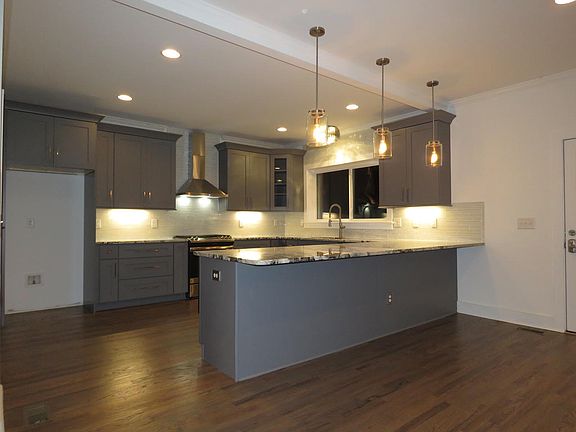 5th image of 1846 Meadow Ln