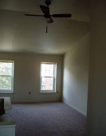5th image of 1123 E Columbia Ave