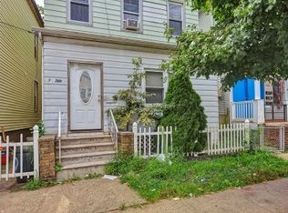 550 1st Ave, Elizabethport, NJ 07206
