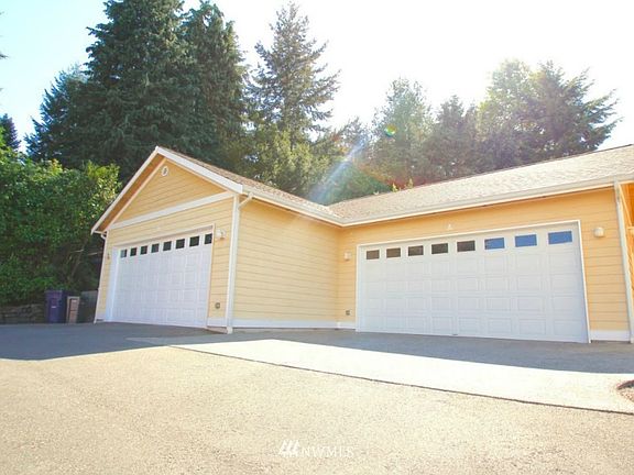 3rd image of 1133 161st Street SW #A