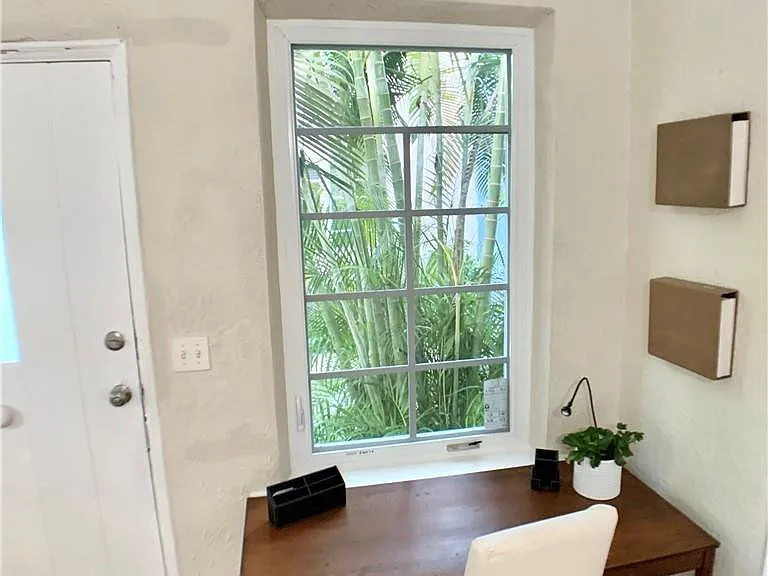 732 Euclid Ave #9 — Photo 10