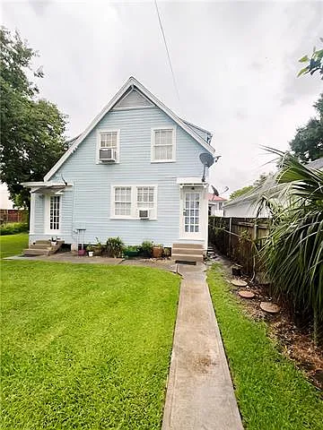 130 S Hennessey St #2 Photo 1