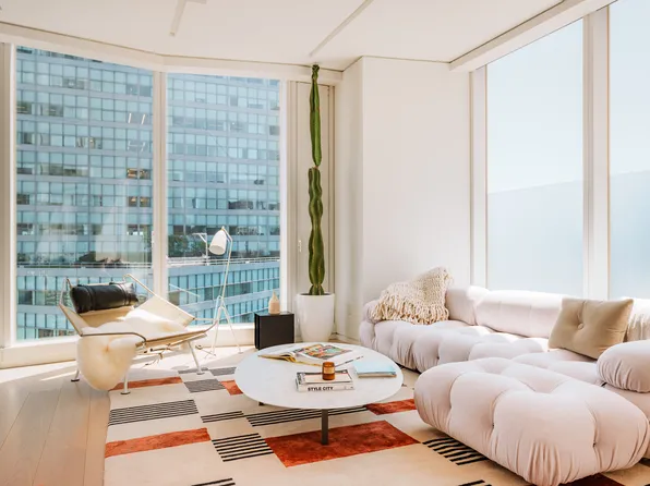 100 East 53rd Street 41B image 3 of 23