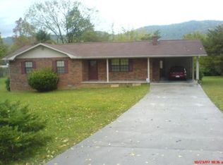 253 Scarlett Dr, La Follette, TN 37766