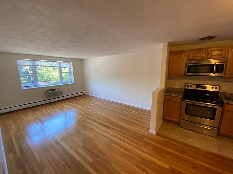 1st image of 114 Babcock St #26
