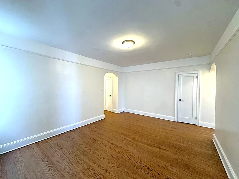 2203 Harman St #B2 — Photo 8