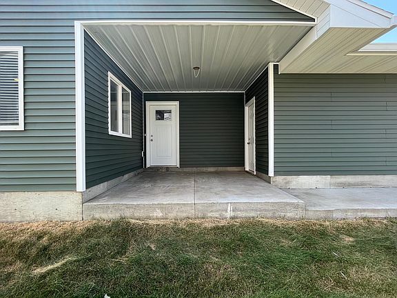 3rd image of 309 Post Oak Dr #A