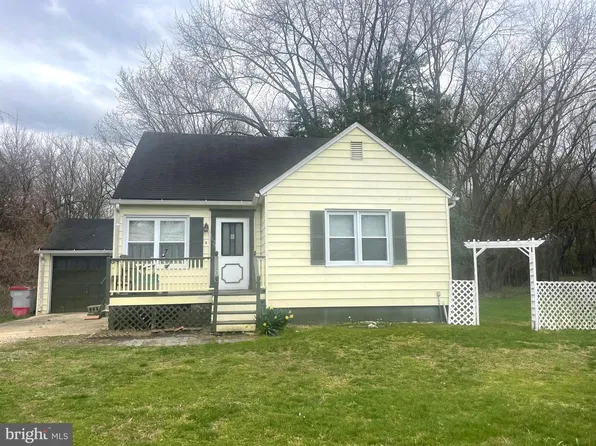 1029 Elm Rd, Vineland, NJ 08360