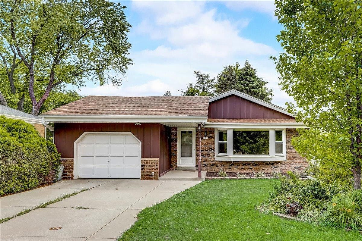 2022 N 116th St, Wauwatosa, WI 53226 Zillow