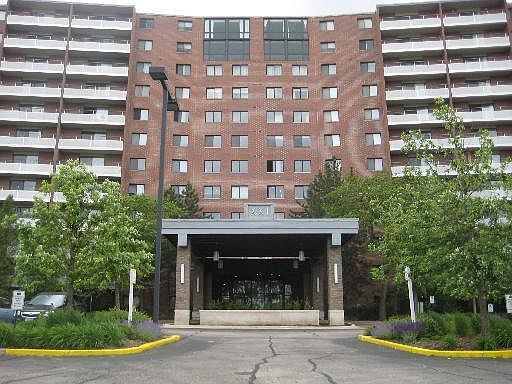 1st image of 21 Kristin Dr #22
