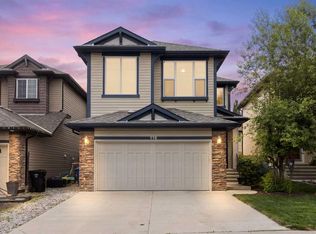 116 W Brightoncrest Mnr SE, Calgary, AB T2Z 1A3