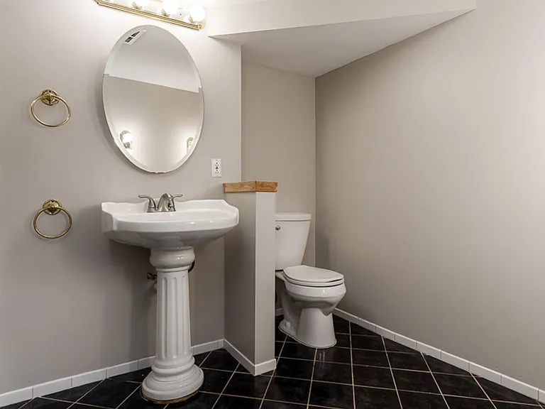 3979 Elva Ln — Photo 10