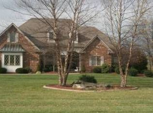 3013 E Plantation Dr, Salem, IN 47167