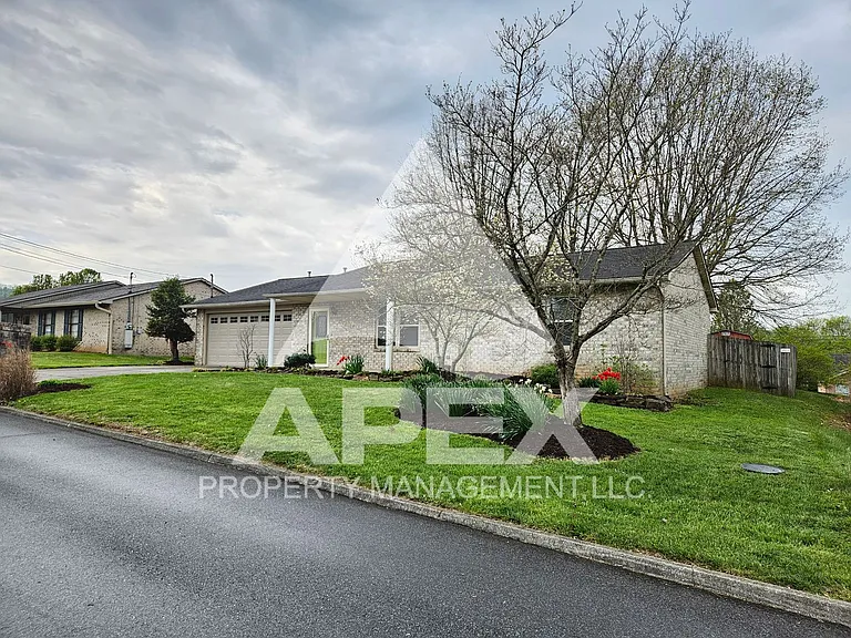 7265 Palermo Rd — Photo 4