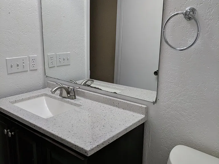 1112 Swan Lake Rd — Photo 5