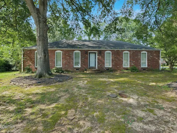 75 Fieldcrest Dr, Jackson, TN 38305