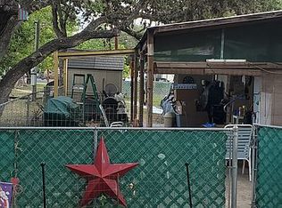 113 Green Meadow Dr S, Kerrville, TX 78028