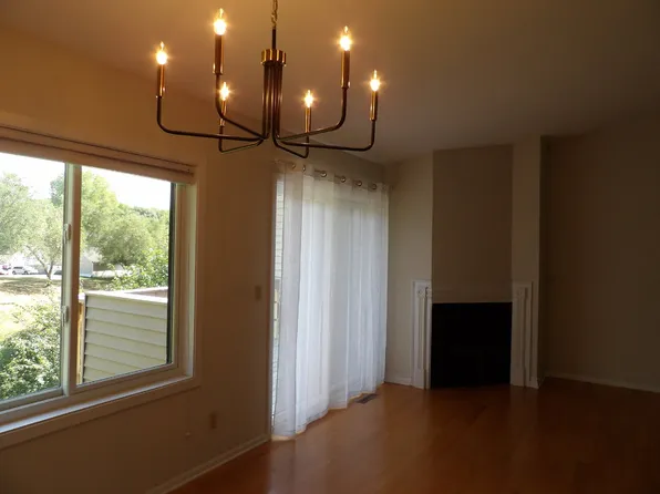 6095 Courtly Alcove Unit E, Saint Paul, MN 55125