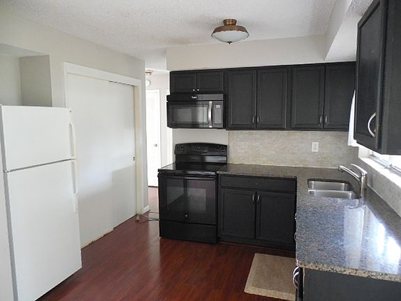 Linden Dr ad pics DC 005_11302022