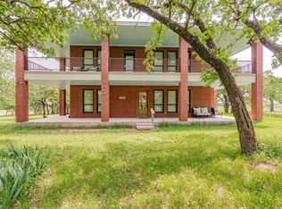 403 Ramsey Ln, Bowie, TX 76230