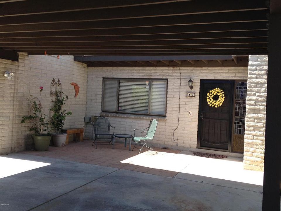1st image of 21 E Mediterranean Dr