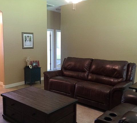 2nd image of 109 Blue Jay Ct